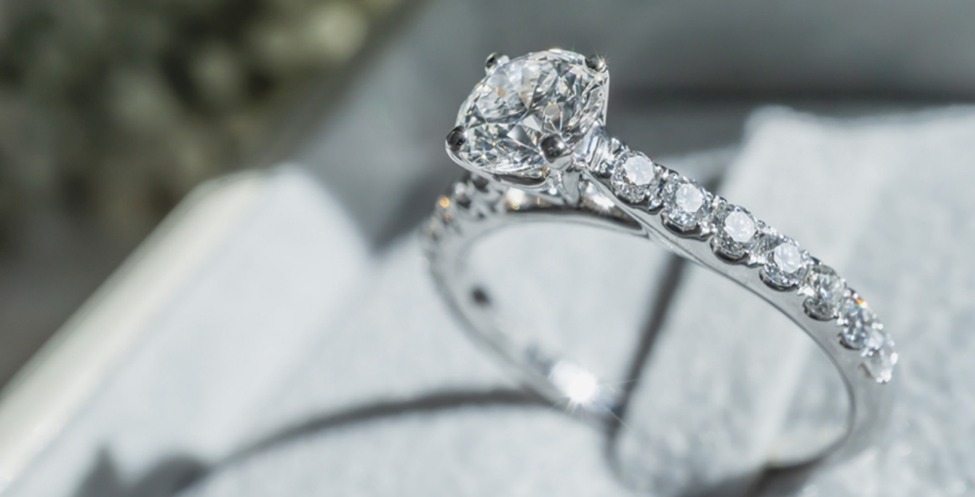 The Radiant Romance of Halo Engagement Rings in Downtown Calgary